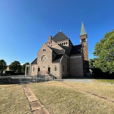 Ferienwohnung Moderne Lejlighed I Hjertet Af Odense C Exterior foto